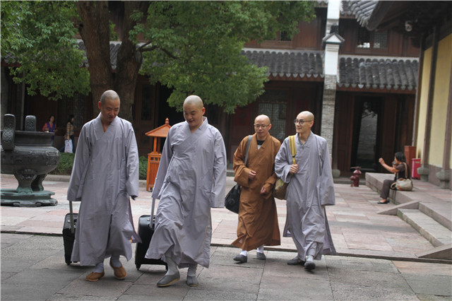 七塔禅寺传授护国兴圣三坛大戒新戒报到