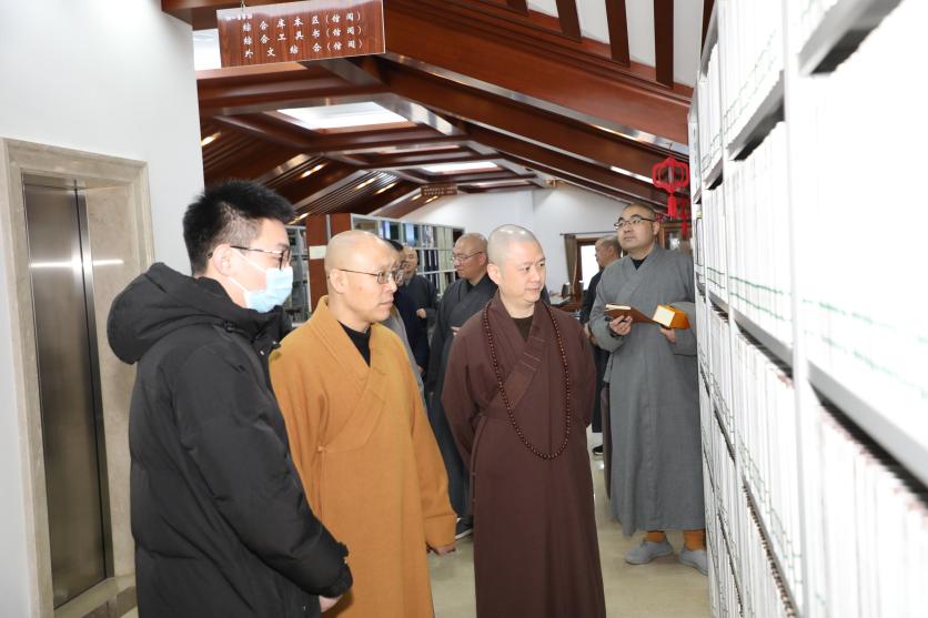 C:\Users\Administrator\Desktop\2022.02.28普陀山佛协副会长兼秘书长智宗法师一行莅临七塔禅寺参访交流\微信图片_20230228152922.jpg微信图片_20230228152922